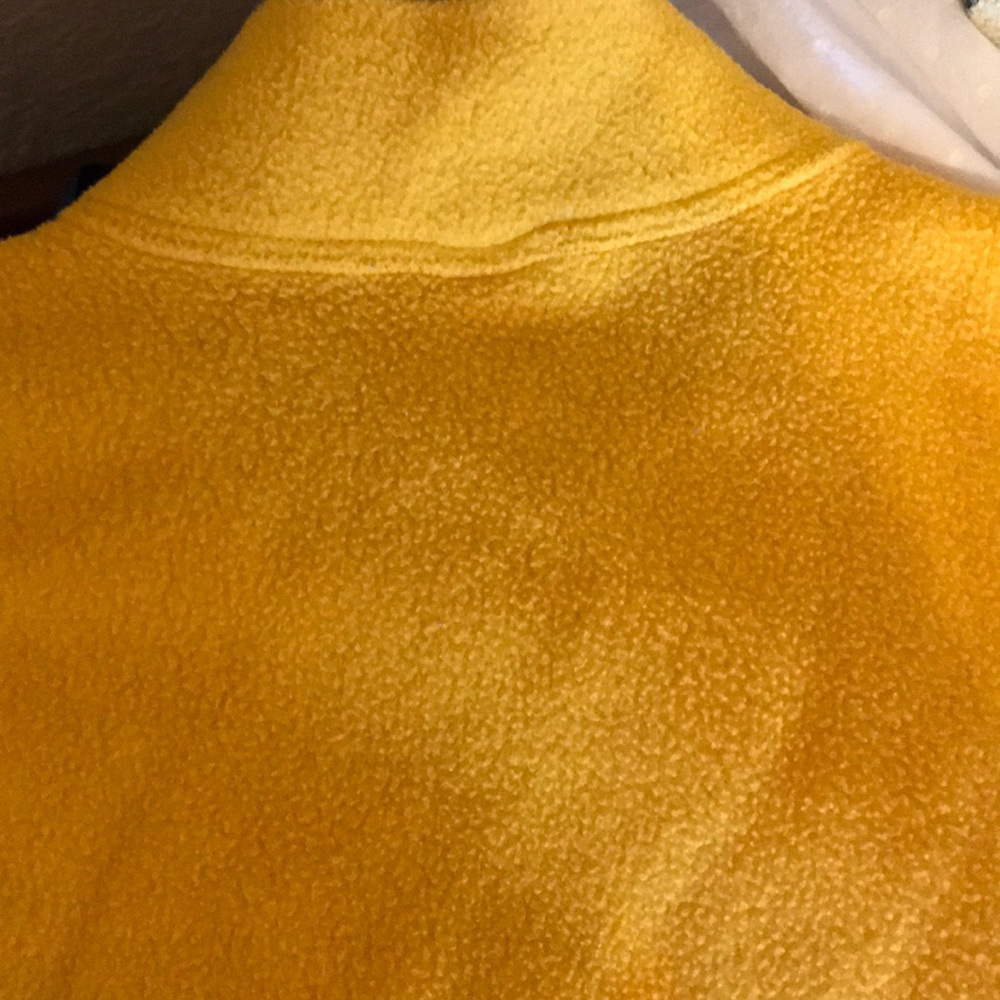 Vest - Picture 6 of 6